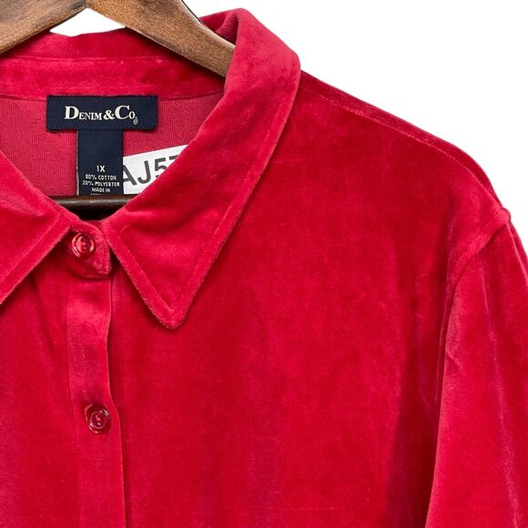 D &‎ Co. Button Front Big Shirt Women Size 1X Red Velour Shirttail Hem - Picture 4 of 14